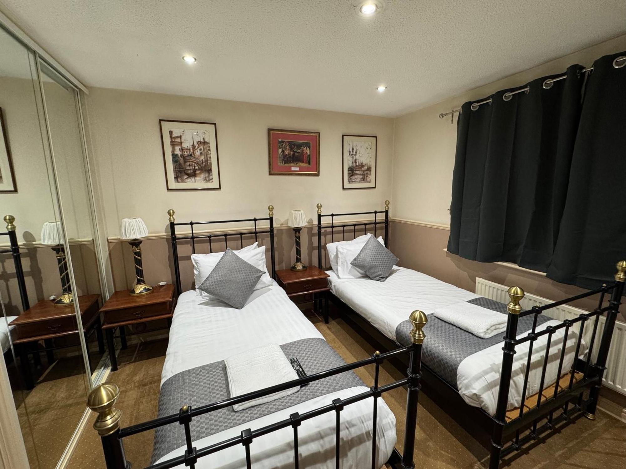 Arden Guest House B&B - Nec Birmingham - Birmingham Airport بيكينهيل المظهر الخارجي الصورة